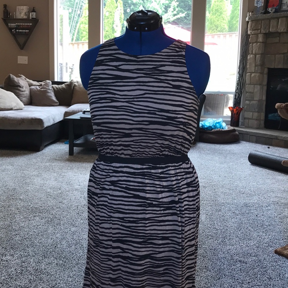 Tan and black zebra print dress loft size small